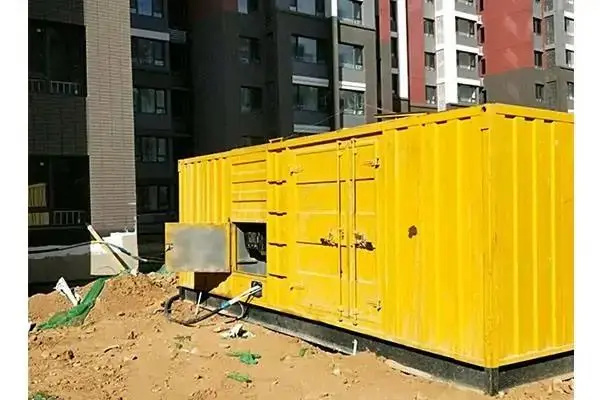 东洲发电机租赁中燃油压力过低会对发动机的哪些部件造成损坏？