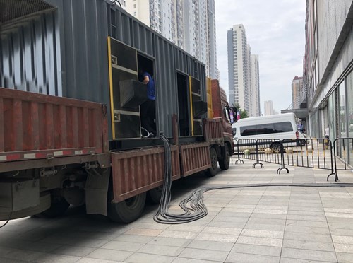 东洲柴油发电机空气滤清器在不同季节的更换周期是否有差异？